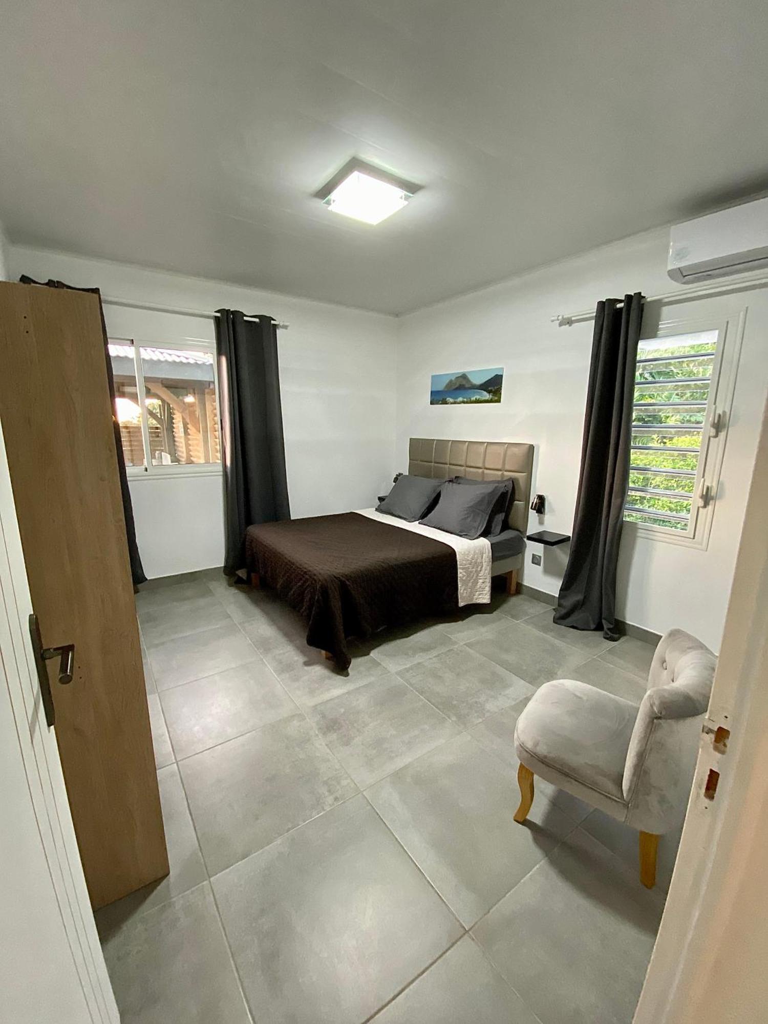 Les Villas Pameyaque 2 F2 Avec 1 Piscine Et 1 F3 Avec 1 Piscine, Superbe Vue Sur La Mer Riviere-Salee Экстерьер фото