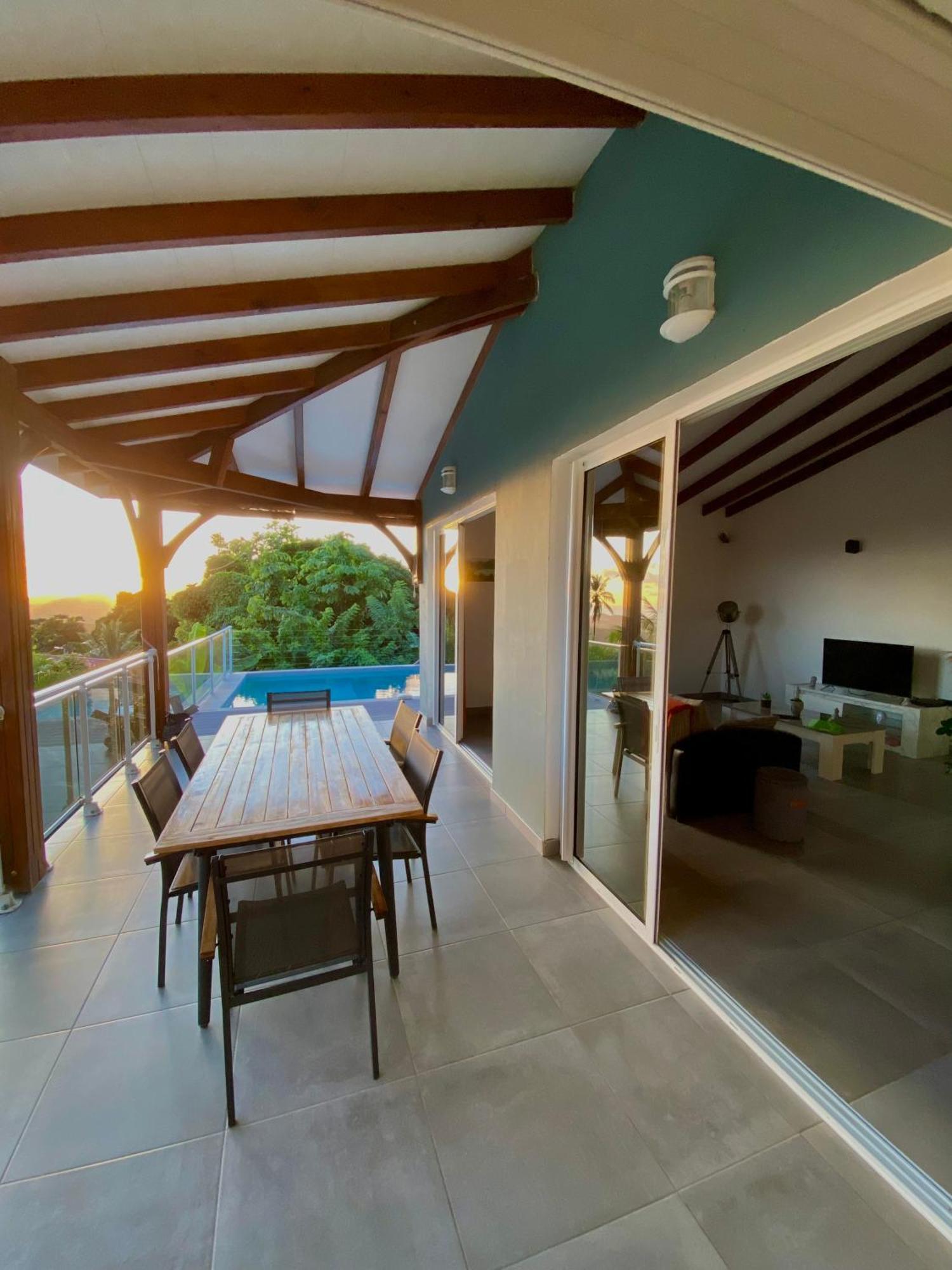 Les Villas Pameyaque 2 F2 Avec 1 Piscine Et 1 F3 Avec 1 Piscine, Superbe Vue Sur La Mer Riviere-Salee Экстерьер фото