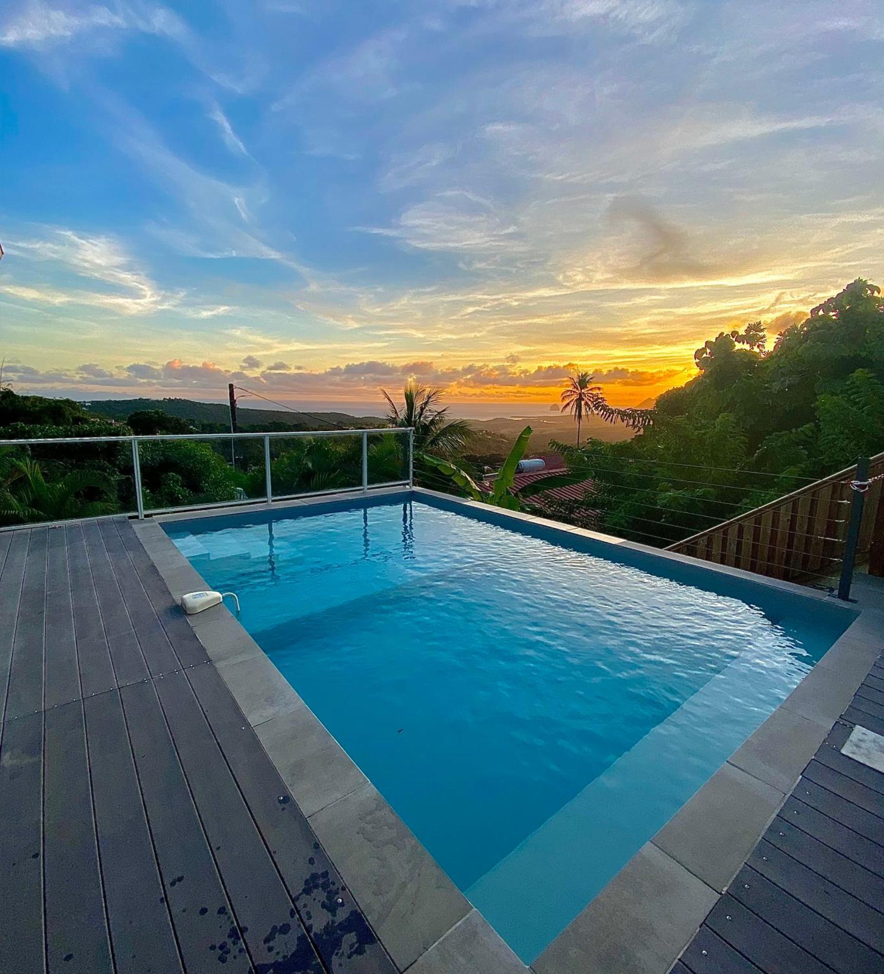 Les Villas Pameyaque 2 F2 Avec 1 Piscine Et 1 F3 Avec 1 Piscine, Superbe Vue Sur La Mer Riviere-Salee Экстерьер фото